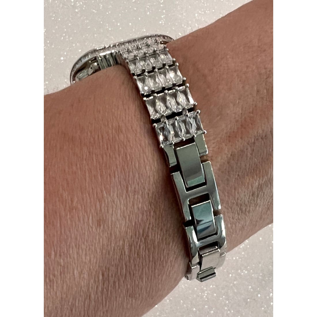 Apple Watch Band Women Designer Swarovski Crystal Baguette Silver 40mm 41mm 44mm 45mm & or Apple Watch Cover Lab Diamond Bezel Iwatch Candy