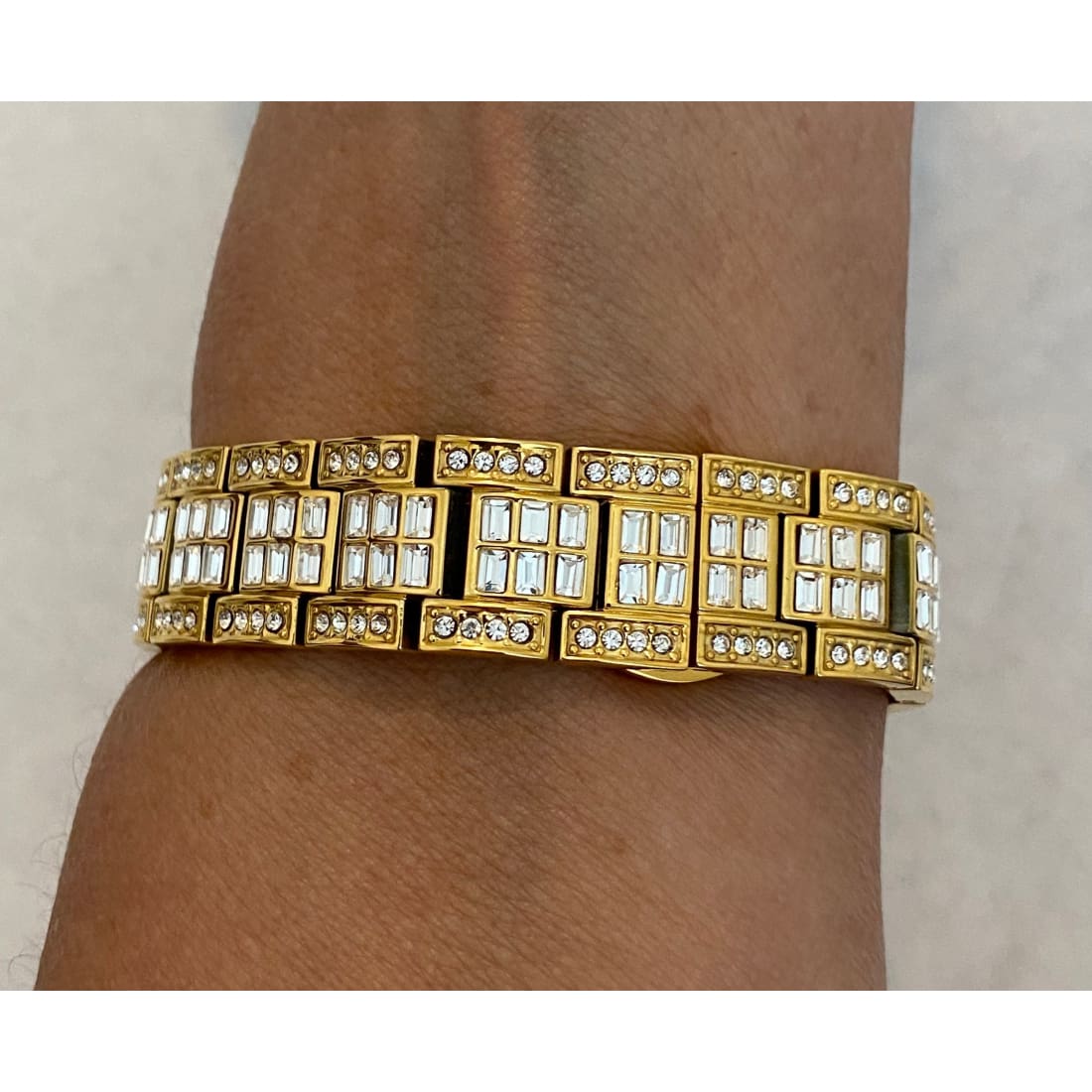 Apple Watch Band Womens Baguette Swarovski Crystals & or Lab Diamond Bezel Cover In 38,40,41,42,44,45mm Series 2,3,4,5,6,7,8 SE - 41mm Apple