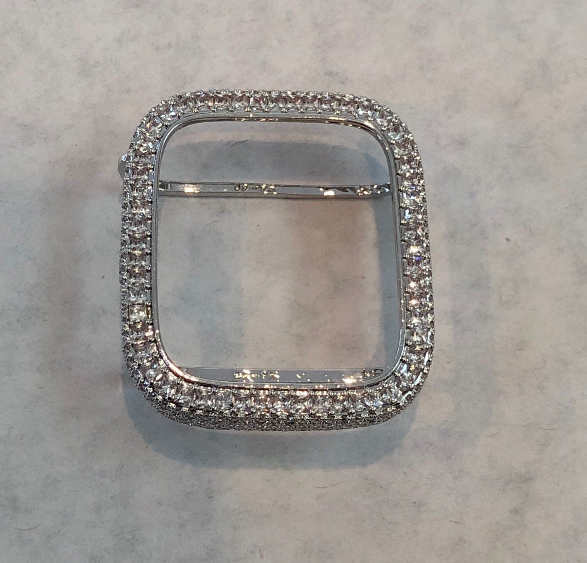 Apple Watch Cover Silver Metal Bezel 2.5mm Lab Diamonds, Apple Watch Case Protective Smartwatch Bumper Bling 40mm Series 4.5,6 SE