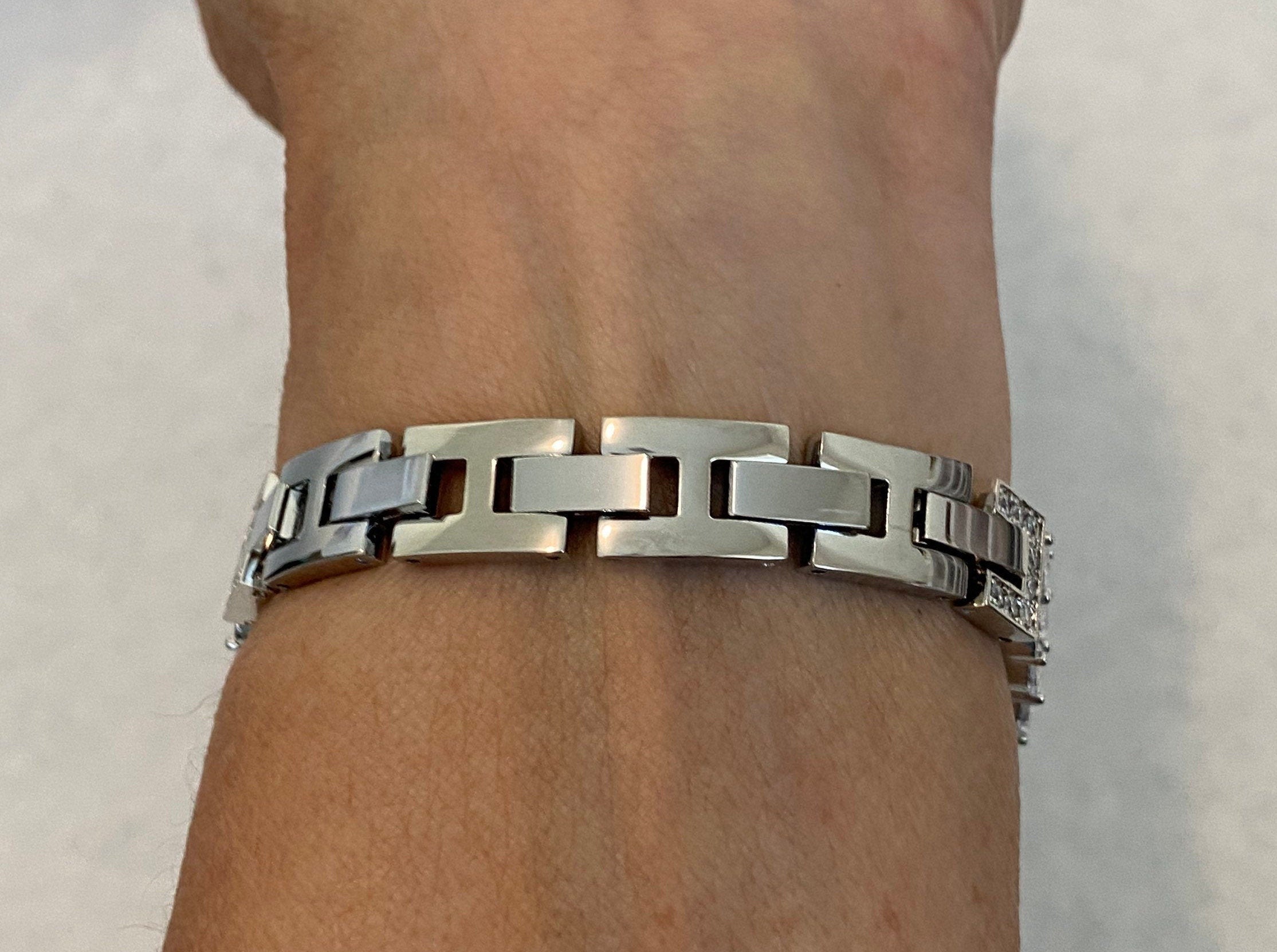 White Gold Apple Watch Band 41mm Women Silver Swarovski Crystals & or Apple Watch Cover Lab Diamond Bezel Apple Watch Case 38mm - 49mm Ultra