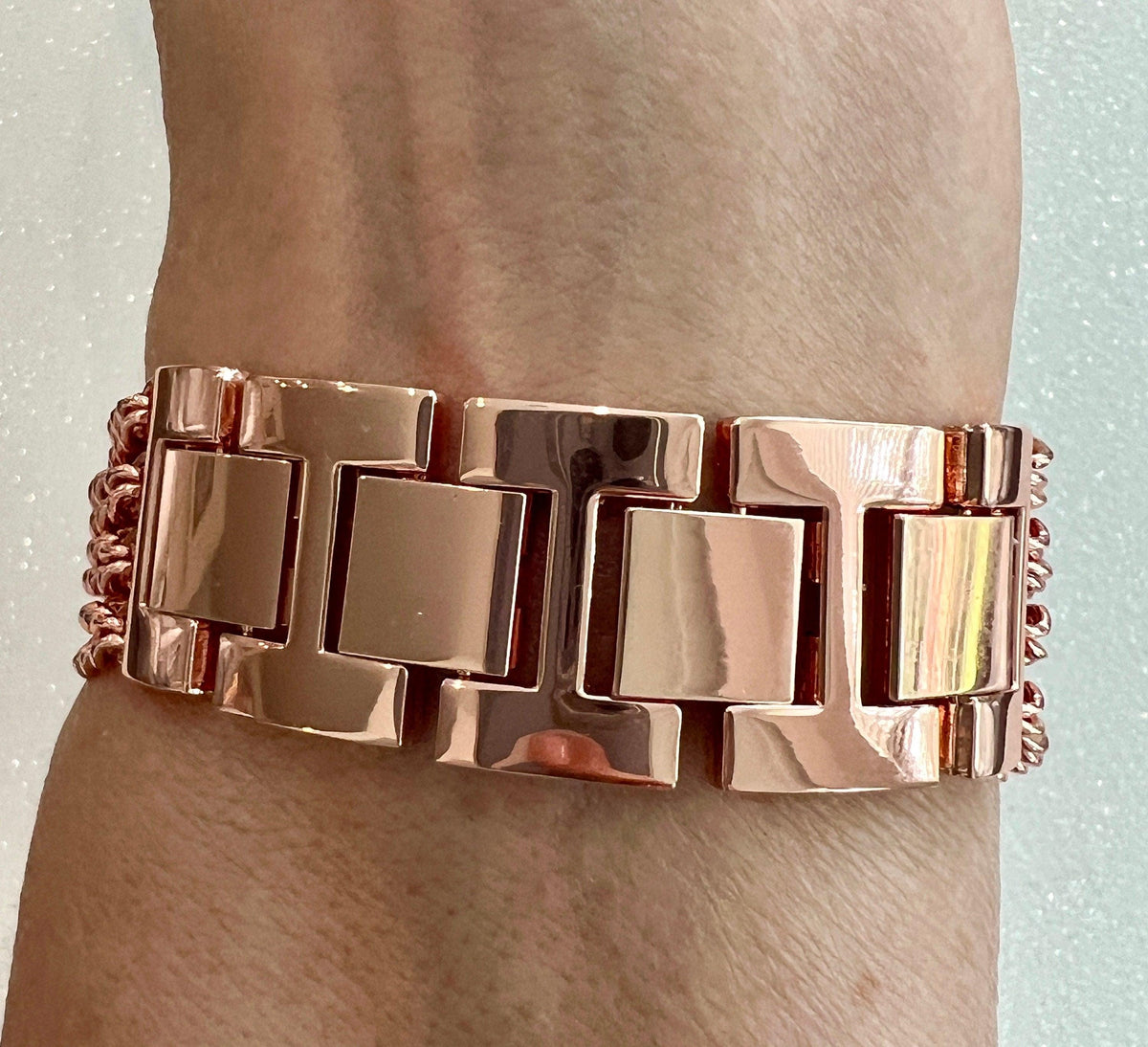 Rose Gold Apple Watch Band Women Chain Link 38mm-49mm Ultra, Iwatch Phone band & or Apple Watch Case Lab Diamond Bezel Cover Minimalist