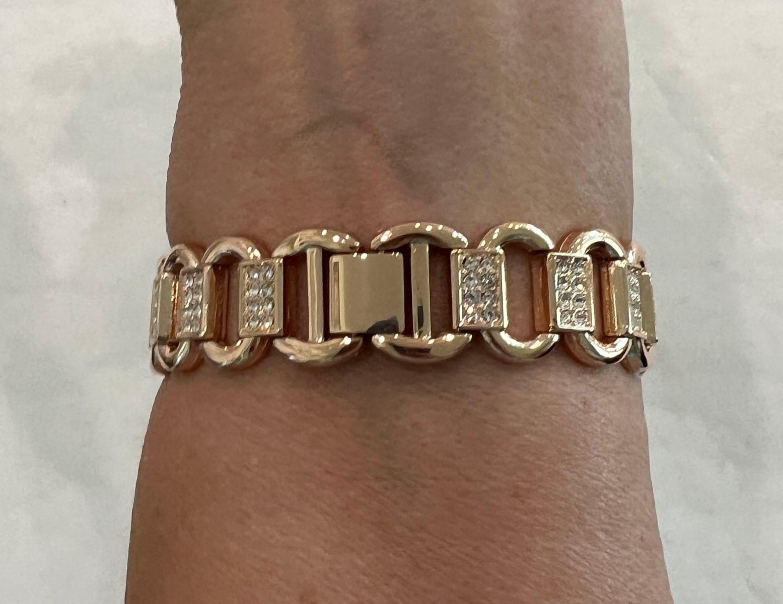 Gold Apple Watch Band Bracelet for Iphone Watch Swarovski Crystals & or Apple Watch Case Lab Diamond Baguettes 38mm-49mm Ultra Iwatch Candy