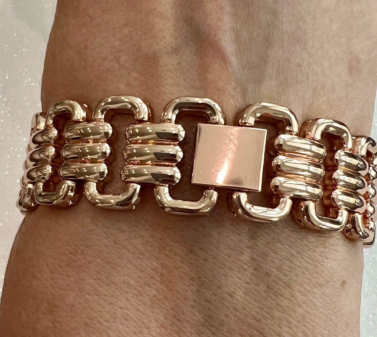 Rose Gold Designer Apple Watch Band Link Bracelet, Iphone Watch Band & or Apple Watch Case Lab Diamonds Bezel Iwatch Phone Cover Minimalist