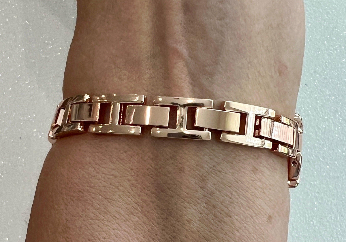 Minimalist Rose Gold Apple Watch Band Womens Bracelet, Iwatch Phone band & or Apple Watch Case Baguette Lab Diamond Bezel Iwatch Cover Gift