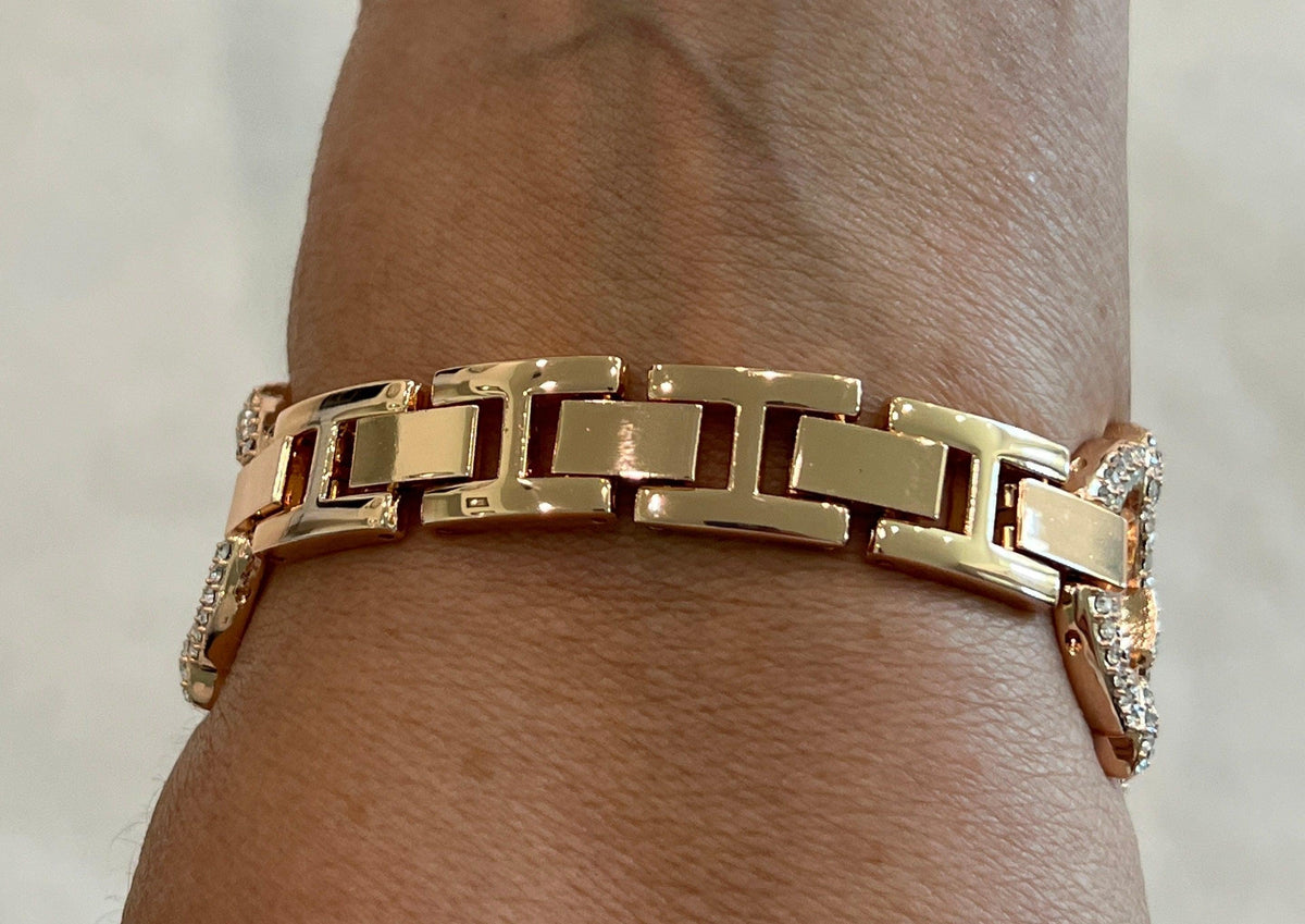 Custom Apple Watch Band Womens Rose Gold Swarovski Crystals & or Designer Apple Watch Cover Baguette Lab Diamond Bezel Case Iwatch Candy