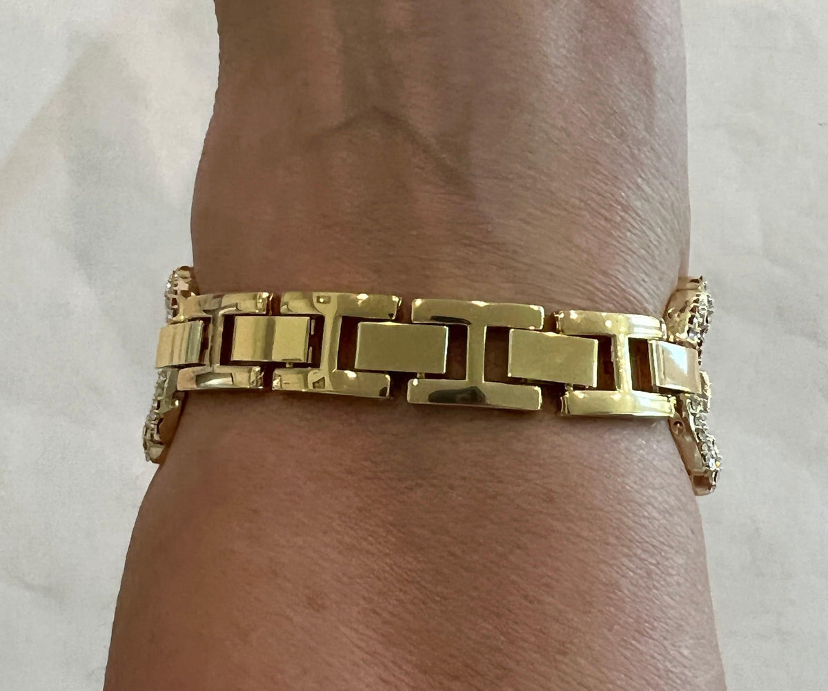 Designer Apple Watch Band Women Yellow Gold Swarovski Crystal & or Custom Apple Watch Cover Baguette Lab Diamonds Bezel Case Iwatch Candy