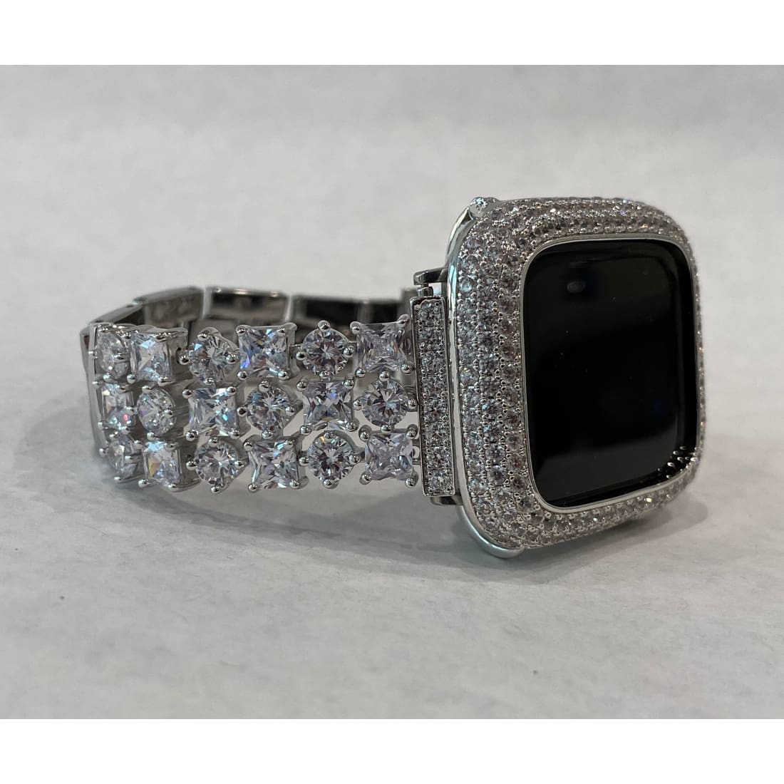 Reserved for Zina Apple Watch Band Woman Silver and or Apple Watch Cover Lab Diamond Bezel Bling 40mm + 3 extra links