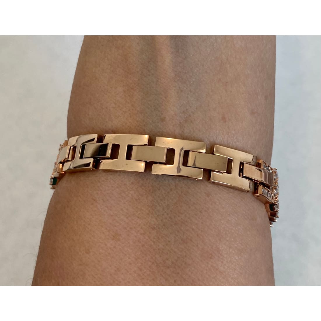 Series 7-8 Apple Watch Band Rose Gold 41mm 45mm Swarovski Crystals & or Lab Diamond Bezel Cover Smartwatch Bumper 38 40 42 44mm