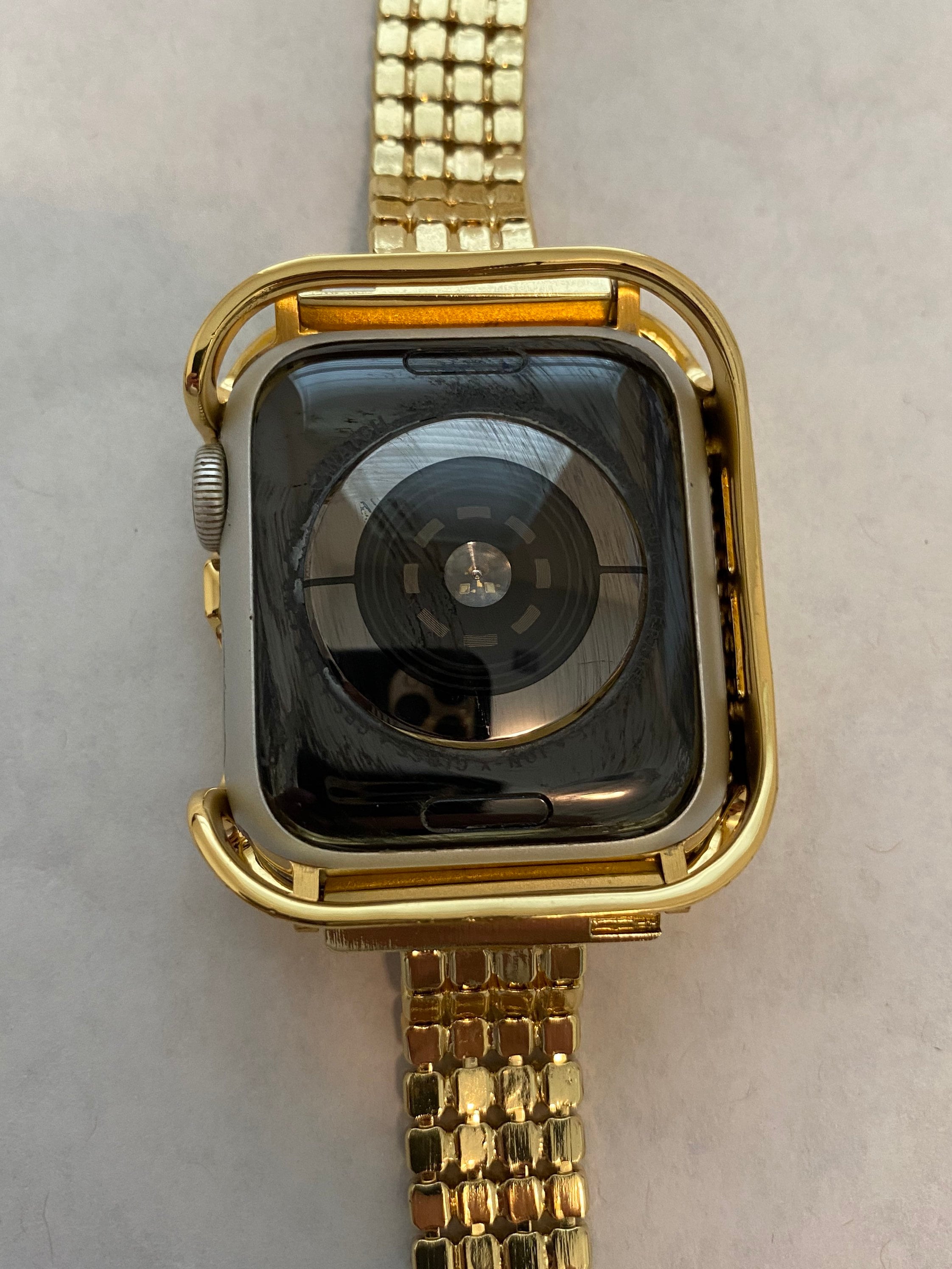 Apple Watch Case Yellow Gold Womens Swarovski Crystals IWatch Cover Bumper 42mm 44mm Series 3, 4,5,6 Iwatch Candy Bling Apple Watch Face