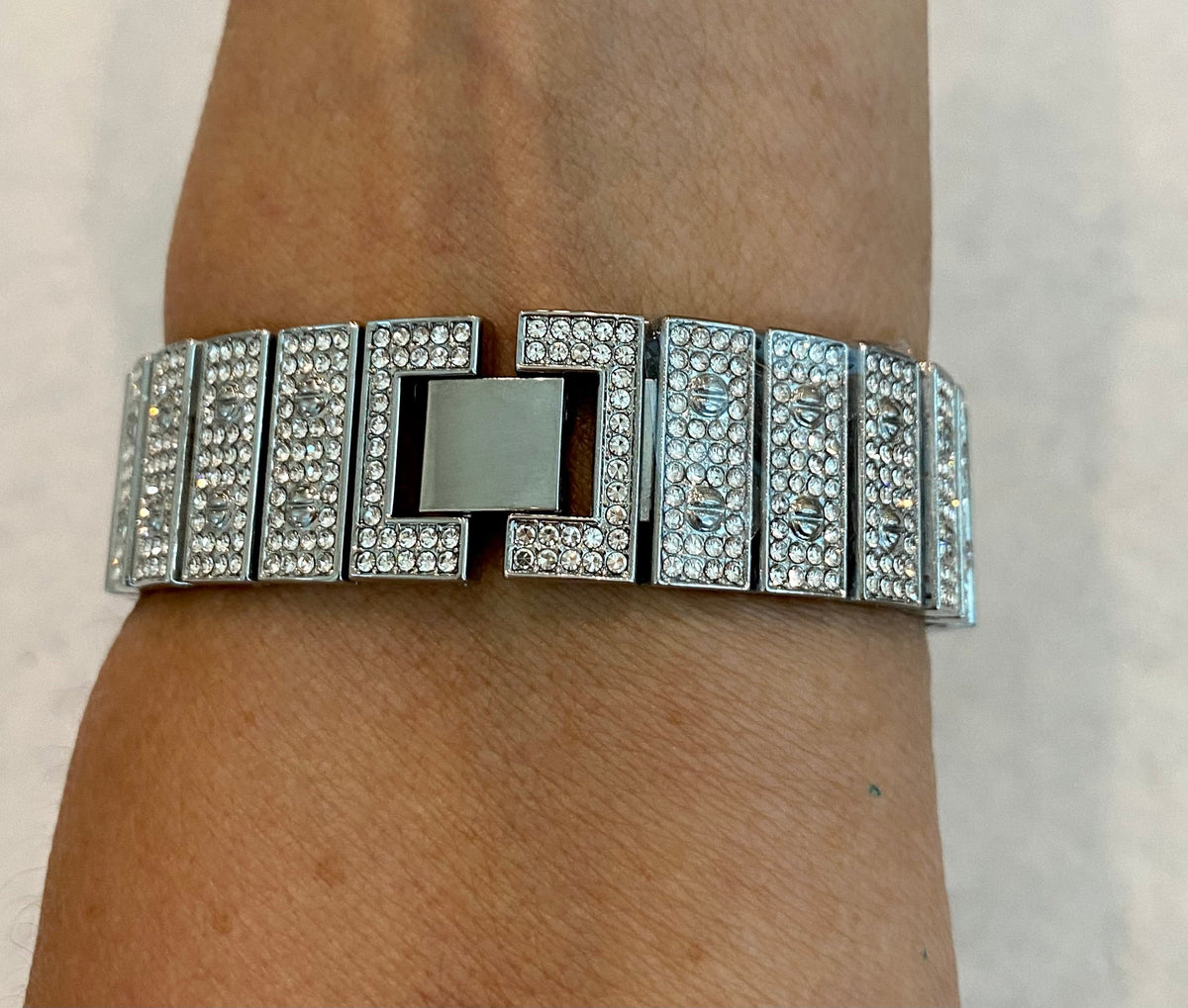 Apple Watch Band White Gold 38mm 40mm 41mm 42mm 44mm 45mm 46mm 49mm Ultra Swarovski Crystal & or Silver Apple Watch Case Lab Diamond Bezel