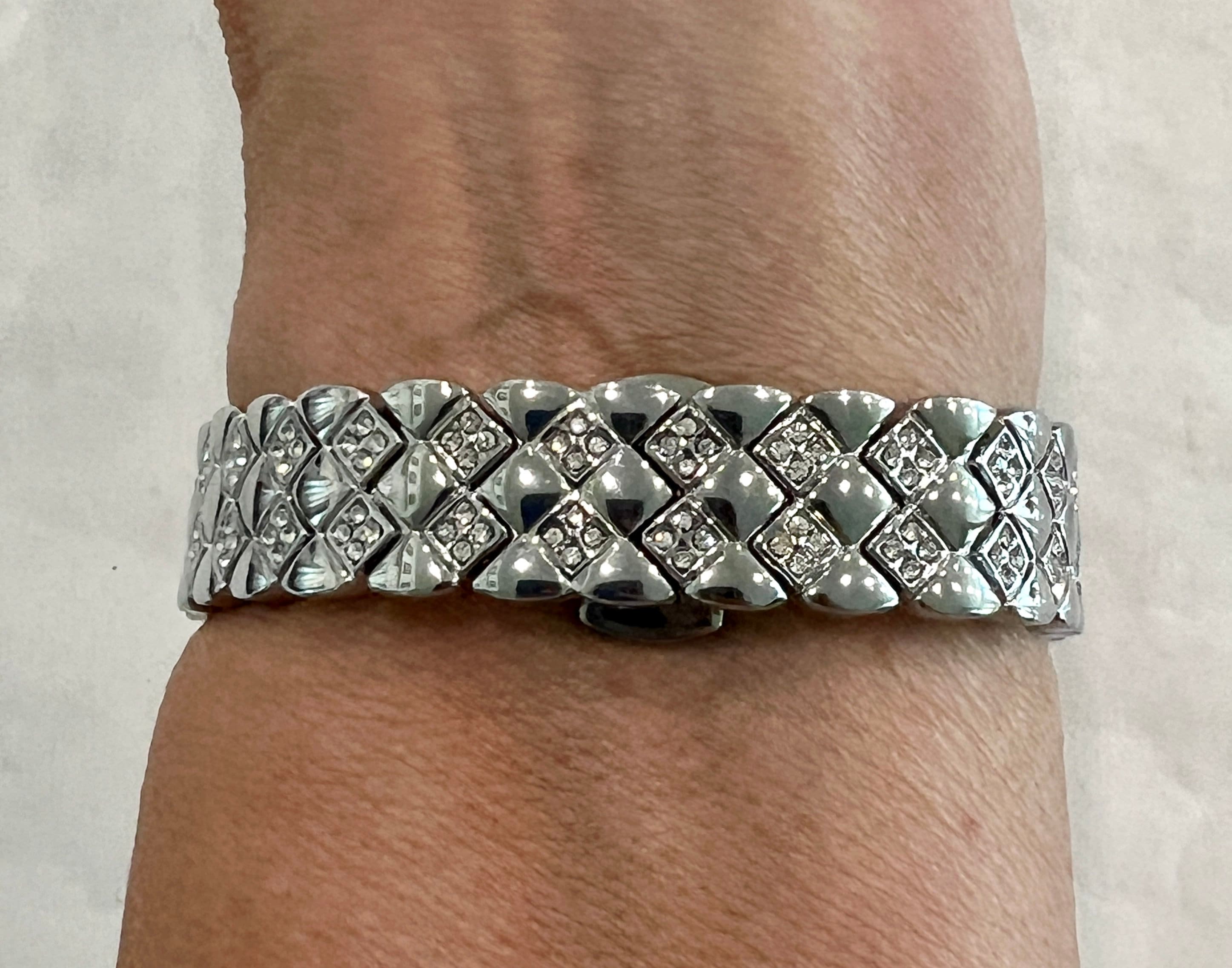 Custom Apple Watch Band Womens Silver Swarovski Crystal & or Apple Watch Cover Lab Diamond Bezel Case Iwatch Candy Bling 38-45mm
