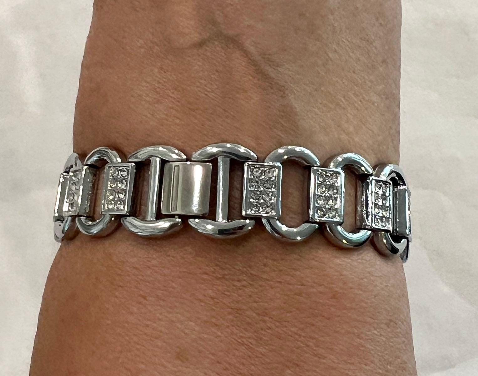 Apple Watch Band Women Silver Link Bracelet with Crystals & or Apple Watch Cover Baguettes Lab Diamond Iwatch Candy Bling 38-49mm