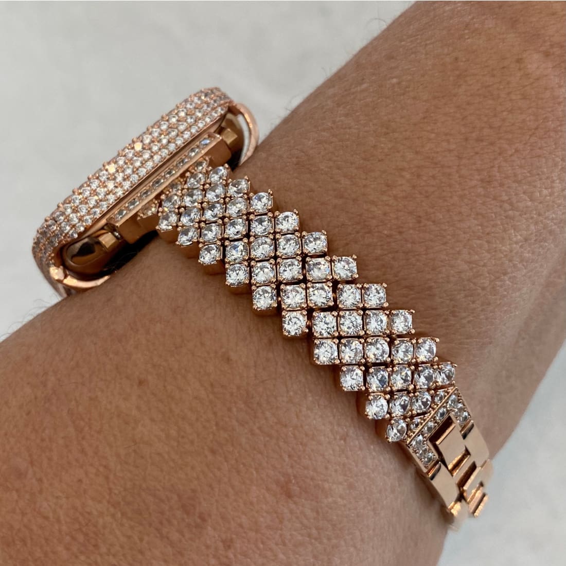 41mm 45mm Rose Gold Apple Watch Band Series 7-8 Swarovski Crystals & or Lab Diamond Bezel Cover Smartwatch Bling 38mm-45mm